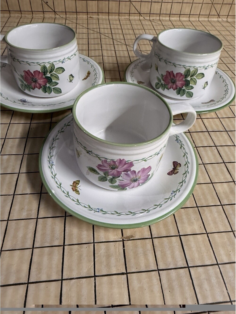 3 VTG Studio Nova Garden Bloom Y2372 Tea Cups and Saucers  Vintage Floral Mikasa